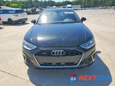Piąte zdjęcie samochodu w środku: 2021 AUDI A4 PREMIUM 45 VIN:WAUDAAF46MA018644 - miniatura