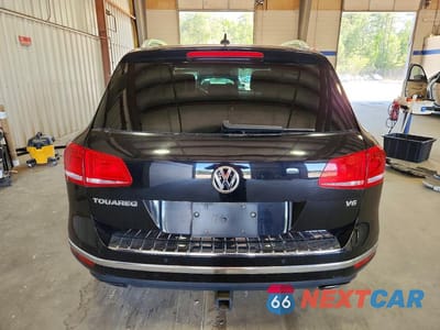 Zdjęcie 6 z 13 samochodu: 2017 VOLKSWAGEN TOUAREG WOLFSBURG VIN:WVGRF7BPXHD006039 - miniatura