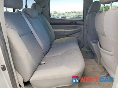 Zdjęcie 10 z 12 samochodu: 2005 TOYOTA TACOMA DOUBLE CAB VIN:5TELU42N45Z013147 - miniatura