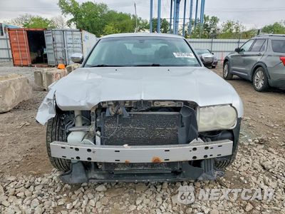 Piąte zdjęcie samochodu w środku: 2010 CHRYSLER 300C VIN:2C3CK6CT0AH202712 - miniatura