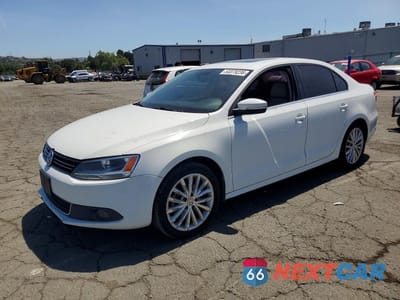 2014 VOLKSWAGEN JETTA SEL 3VWL17AJ7EM441636 - główne zdjęcie licytacji z USA - miniatura