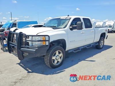 2014 CHEVROLET SILVERADO K2500 HEAVY DUTY LTZ 1GC1KYE83EF182390 - główne zdjęcie licytacji z USA - miniatura