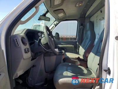 Piąte zdjęcie samochodu w środku: 2022 FORD E350 BOX TRUCK VIN:1FDWE3FN9NDC04078 - miniatura