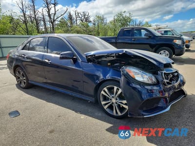 Czwarte zdjęcie samochodu z boku: 2014 MERCEDES-BENZ E 350 4MATIC VIN:WDDHF8JB6EB030220 - miniatura