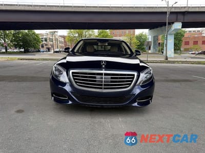Piąte zdjęcie samochodu w środku: 2017 MERCEDES-BENZ S 550 4MATIC VIN:WDDUG8FBXHA321561 - miniatura