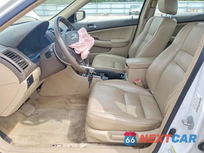 Zdjęcie 7 z 12 samochodu: 2006 HONDA ACCORD EX VIN:1HGCM56836A038791 - miniatura