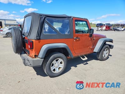 Trzecie zdjęcie samochodu z tyłu: 2010 JEEP WRANGLER SPORT VIN:1J4AA2D17AL187196 - miniatura