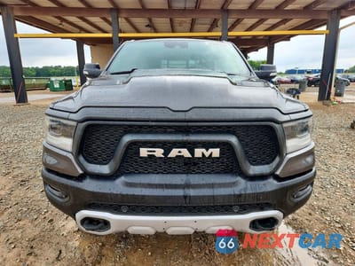 Piąte zdjęcie samochodu w środku: 2020 RAM 1500 REBEL VIN:1C6SRFLT6LN221172 - miniatura