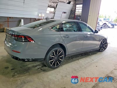 Trzecie zdjęcie samochodu z tyłu: 2026 HONDA ACCORD TOURING HYBRID VIN:1HGCY2F83TA003781 - miniatura