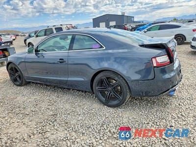 Drugie zdjęcie samochodu z przodu: 2010 AUDI S5 PRESTIGE VIN:WAUVVAFR0AA029459 - miniatura