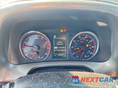 Zdjęcie 9 z 13 samochodu: 2017 TOYOTA RAV4 SE VIN:2T3JFREV1HW593502 - miniatura