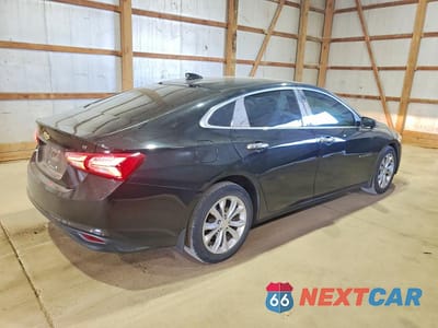 Trzecie zdjęcie samochodu z tyłu: 2019 CHEVROLET MALIBU LT VIN:1G1ZD5ST5KF188359 - miniatura