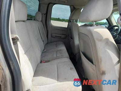 Zdjęcie 10 z 12 samochodu: 2007 CHEVROLET SILVERADO K1500 VIN:1GCEK19J27Z509515 - miniatura