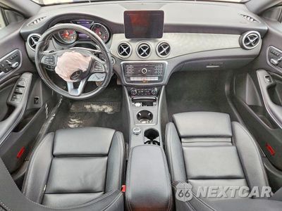 Zdjęcie 8 z 12 samochodu: 2018 MERCEDES-BENZ CLA 250 4MATIC VIN:WDDSJ4GB5JN650084 - miniatura