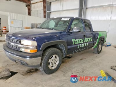 2002 CHEVROLET SILVERADO K1500 2GCEK19T621256380 - główne zdjęcie licytacji z USA - miniatura