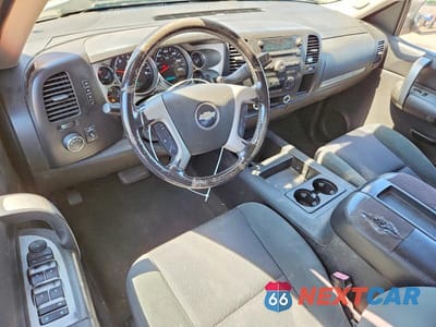 Zdjęcie 8 z 12 samochodu: 2008 CHEVROLET SILVERADO K1500 VIN:2GCEK190281218577 - miniatura