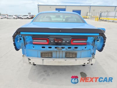 Zdjęcie 6 z 13 samochodu: 2019 DODGE CHALLENGER SXT VIN:2C3CDZAG2KH684523 - miniatura