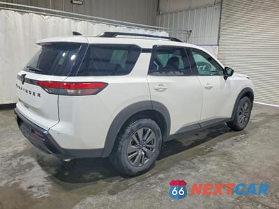 Trzecie zdjęcie samochodu z tyłu: 2026 NISSAN PATHFINDER SV VIN:5N1DR3BS9TC234661 - miniatura