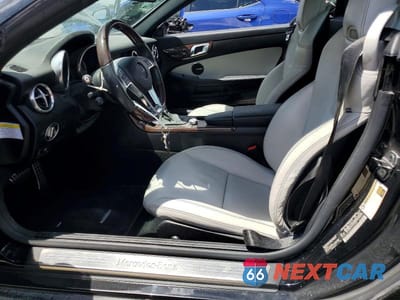 Zdjęcie 7 z 13 samochodu: 2013 MERCEDES-BENZ SLK 350 VIN:WDDPK5HA2DF068750 - miniatura