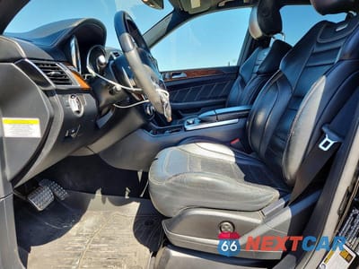 Zdjęcie 7 z 13 samochodu: 2014 MERCEDES-BENZ ML 63 AMG VIN:4JGDA7EB6EA336525 - miniatura