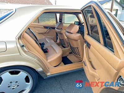 Zdjęcie 6 z 14 samochodu: 1983 MERCEDES-BENZ 380 380SEL VIN:WDBCA33A5DB041393 - miniatura