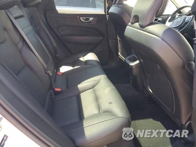 Zdjęcie 11 z 13 samochodu: 2020 VOLVO XC60 T5 MOMENTUM VIN:YV4102RK3L1416883 - miniatura
