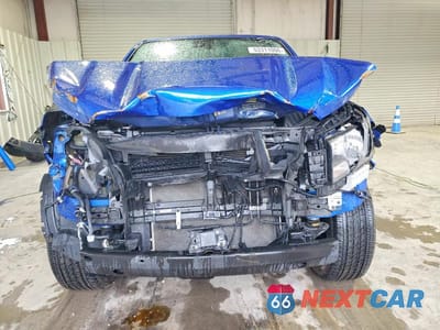 Piąte zdjęcie samochodu w środku: 2025 NISSAN FRONTIER SV VIN:1N6ED1EJ6SN617973 - miniatura
