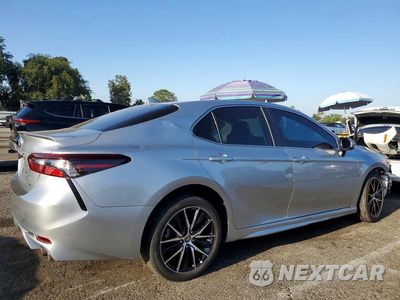 Trzecie zdjęcie samochodu z tyłu: 2021 TOYOTA CAMRY SE VIN:4T1G11AK4MU544304 - miniatura