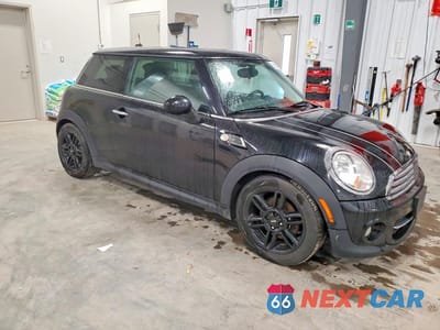 Czwarte zdjęcie samochodu z boku: 2012 MINI COOPER VIN:WMWSU3C57CT369637 - miniatura