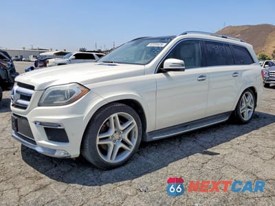 2015 MERCEDES-BENZ GL 550 4MATIC 4JGDF7DEXFA544969 - główne zdjęcie licytacji z USA - miniatura