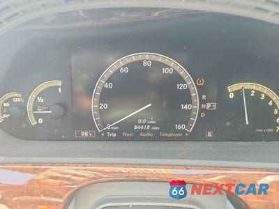 Zdjęcie 9 z 12 samochodu: 2008 MERCEDES-BENZ S 550 VIN:WDDNG71X58A175880 - miniatura