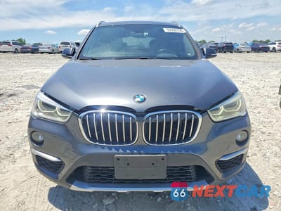 Piąte zdjęcie samochodu w środku: 2016 BMW X1 XDRIVE28I VIN:WBXHT3C3XG5E48539 - miniatura