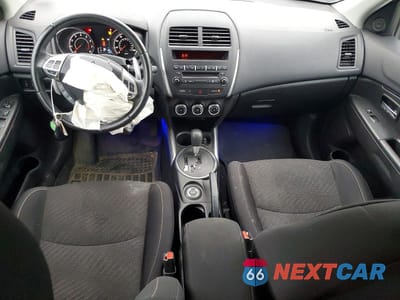 Zdjęcie 8 z 13 samochodu: 2013 MITSUBISHI OUTLANDER SPORT SE VIN:4A4AR4AU1DE008659 - miniatura