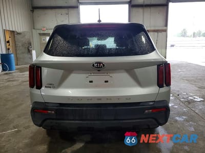 Zdjęcie 6 z 14 samochodu: 2021 KIA SORENTO LX VIN:5XYRGDLC7MG002473 - miniatura