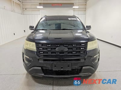 Piąte zdjęcie samochodu w środku: 2016 FORD EXPLORER XLT VIN:1FM5K7D82GGA35161 - miniatura