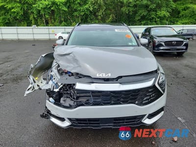 Piąte zdjęcie samochodu w środku: 2025 KIA SPORTAGE SX PRESTIGE VIN:5XYK53DF5SG290436 - miniatura