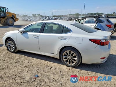 Drugie zdjęcie samochodu z przodu: 2013 LEXUS ES 300H VIN:JTHBW1GG3D2011678 - miniatura