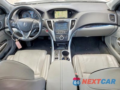 Zdjęcie 8 z 12 samochodu: 2018 ACURA TLX ADVANCE VIN:19UUB3F7XJA001185 - miniatura
