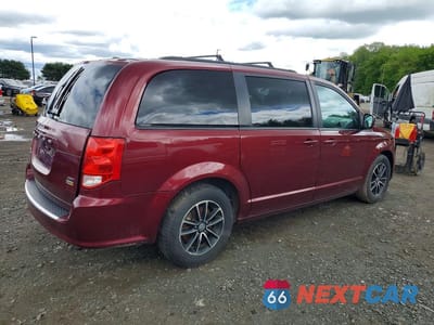 Trzecie zdjęcie samochodu z tyłu: 2018 DODGE GRAND CARAVAN GT VIN:2C4RDGEG0JR346373 - miniatura