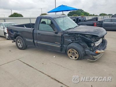 Czwarte zdjęcie samochodu z boku: 2001 CHEVROLET SILVERADO C1500 VIN:1GCEC14WX1Z117051 - miniatura