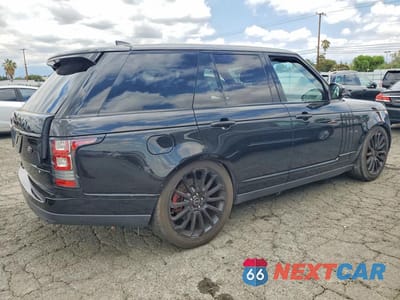 Trzecie zdjęcie samochodu z tyłu: 2017 LAND ROVER RANGE ROVER SUPERCHARGED VIN:SALGS2FE6HA322518 - miniatura