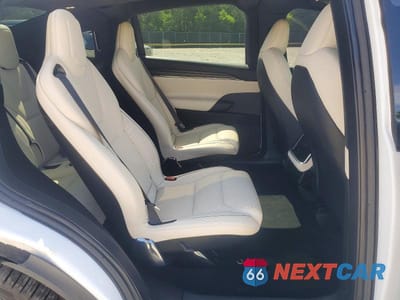 Zdjęcie 11 z 13 samochodu: 2022 TESLA MODEL X VIN:7SAXCBE65NF343588 - miniatura