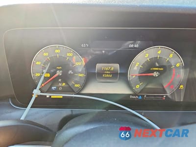 Zdjęcie 9 z 12 samochodu: 2020 MERCEDES-BENZ E 350 4MATIC VIN:WDDZF8EB1LA722970 - miniatura
