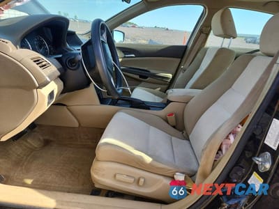 Zdjęcie 7 z 13 samochodu: 2008 HONDA ACCORD LXP VIN:1HGCP26468A159675 - miniatura