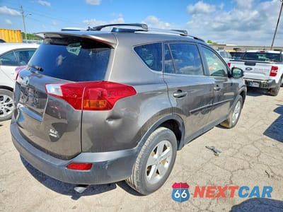 Trzecie zdjęcie samochodu z tyłu: 2014 TOYOTA RAV4 XLE VIN:JTMRFREV4ED081762 - miniatura