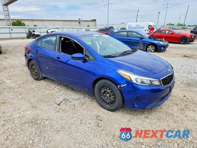 Czwarte zdjęcie samochodu z boku: 2017 KIA FORTE LX VIN:3KPFK4A77HE064787 - miniatura