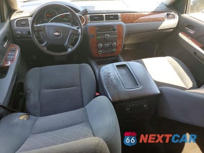 Zdjęcie 8 z 14 samochodu: 2008 CHEVROLET TAHOE C1500 VIN:1GNFC13J38J111683 - miniatura