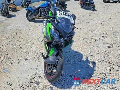 Drugie zdjęcie samochodu z przodu: 2014 KAWASAKI EX300 B VIN:JKAEX8B19EA009247 - miniatura