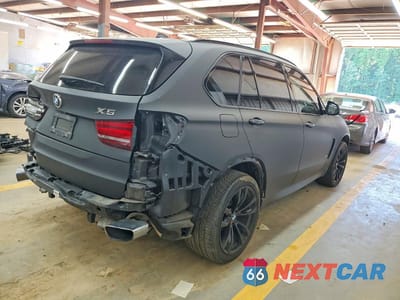 Trzecie zdjęcie samochodu z tyłu: 2018 BMW X5 XDRIVE35I VIN:5UXKR0C55JL070517 - miniatura
