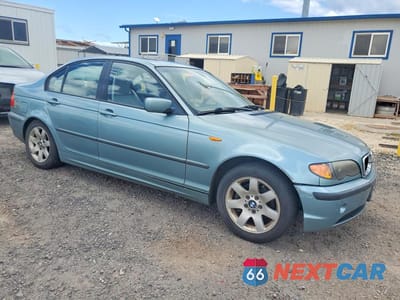 Czwarte zdjęcie samochodu z boku: 2005 BMW 325 I VIN:WBAEV33435KW19918 - miniatura